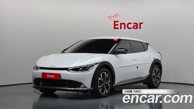 Kia EV6 — фото 1