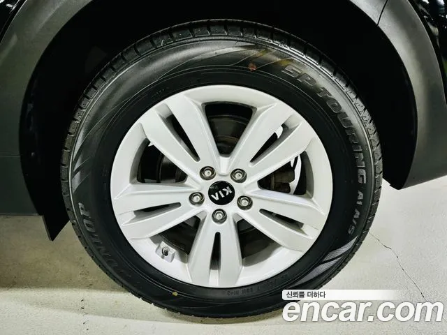 Kia Sportage — фото 5