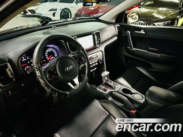 Kia Sportage — фото 9