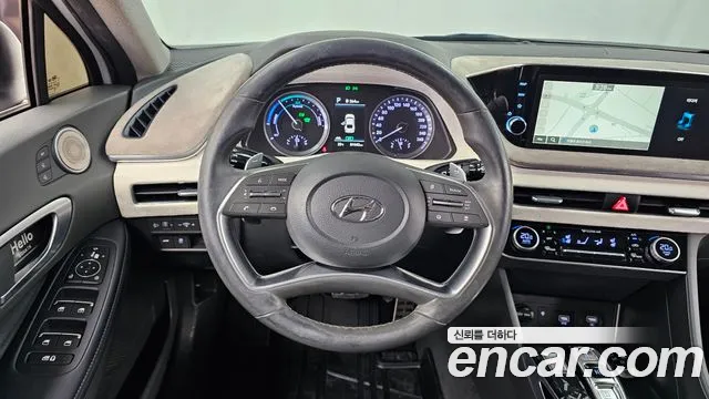 Hyundai Sonata — фото 13