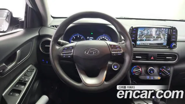 Hyundai Kona — фото 13