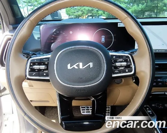 Kia Sorento — фото 9