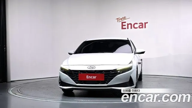 Hyundai Avante — фото 3