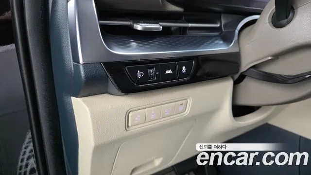 Kia Carnival — фото 13