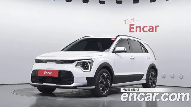 Kia Niro — фото 1