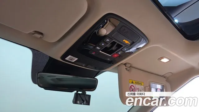 Kia Carnival — фото 18