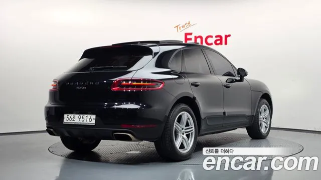 Porsche Macan — фото 2