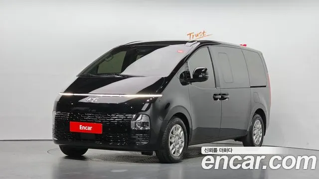Hyundai Staria — фото 1