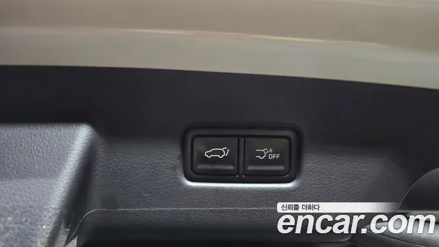 Kia Carnival — фото 17