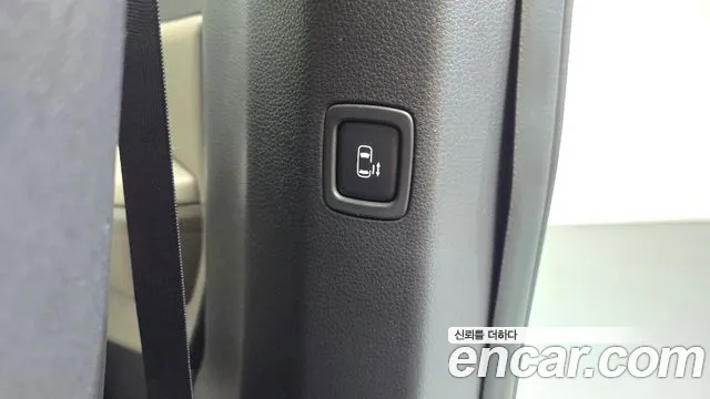 Kia Carnival — фото 20
