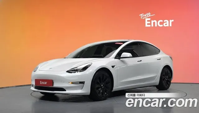 Tesla Model 3 — фото 20