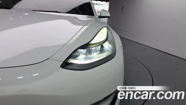 Tesla Model 3 — фото 22