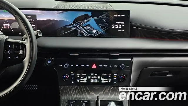 Genesis G80 — фото 15