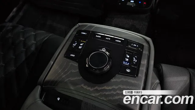 Genesis G80 — фото 19