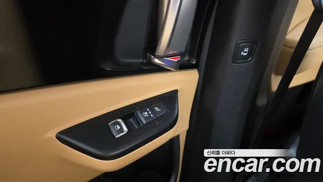 Kia Carnival — фото 19