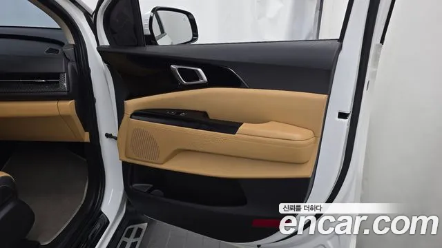 Kia Carnival — фото 25