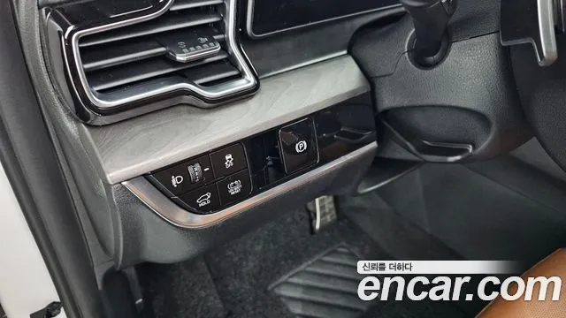 Kia Sportage — фото 18