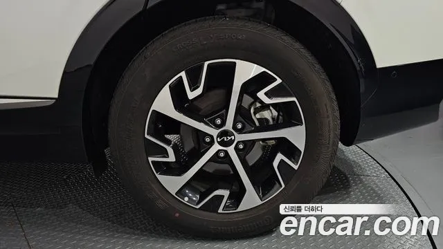 Kia Sportage — фото 21