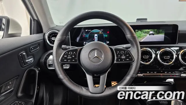 Mercedes-Benz A-Class — фото 13