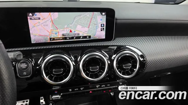 Mercedes-Benz A-Class — фото 14
