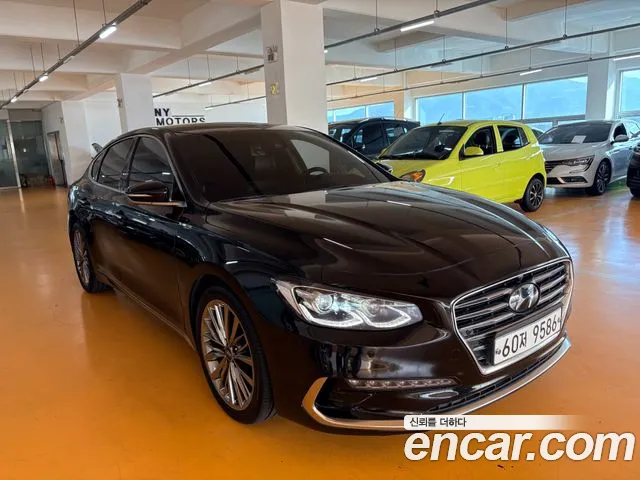 Hyundai Grandeur — фото 1