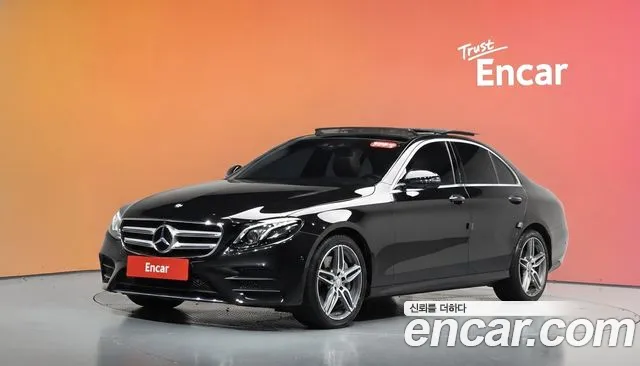 Mercedes-Benz E-Class — фото 20