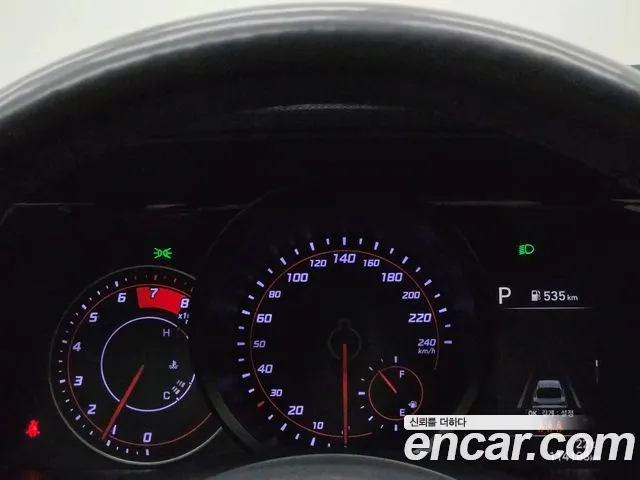 Hyundai Avante — фото 11
