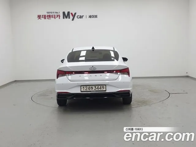 Hyundai Avante — фото 4