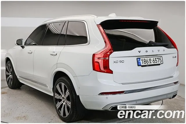 Volvo XC90 — фото 2