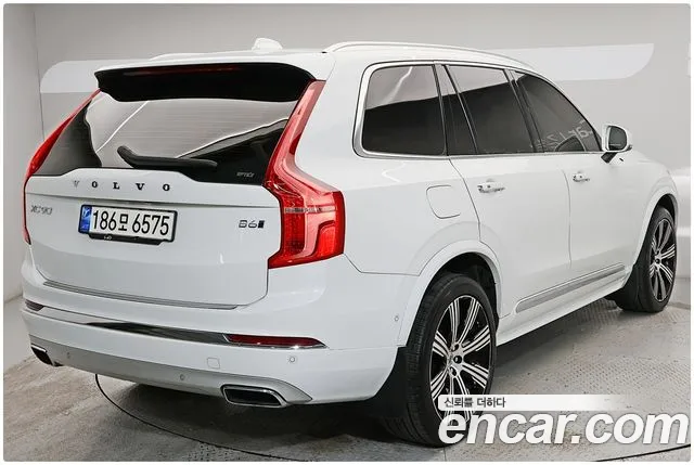 Volvo XC90 — фото 4