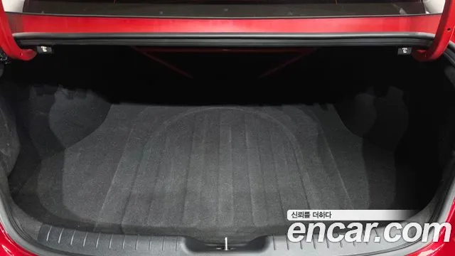 Hyundai Avante — фото 16