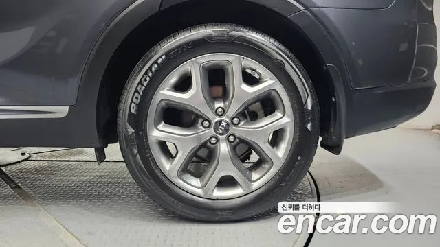 Kia Sorento — фото 21