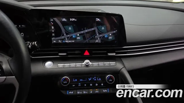Hyundai Avante — фото 12
