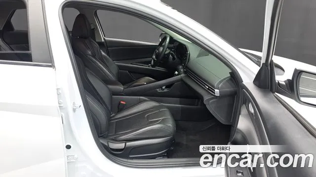 Hyundai Avante — фото 26