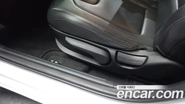 Hyundai Avante — фото 28