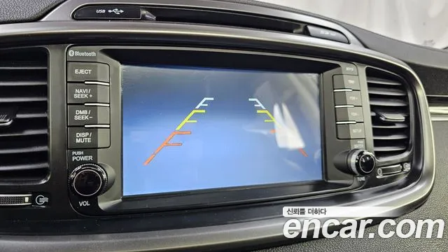 Kia Sorento — фото 15