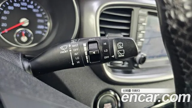 Kia Sorento — фото 30