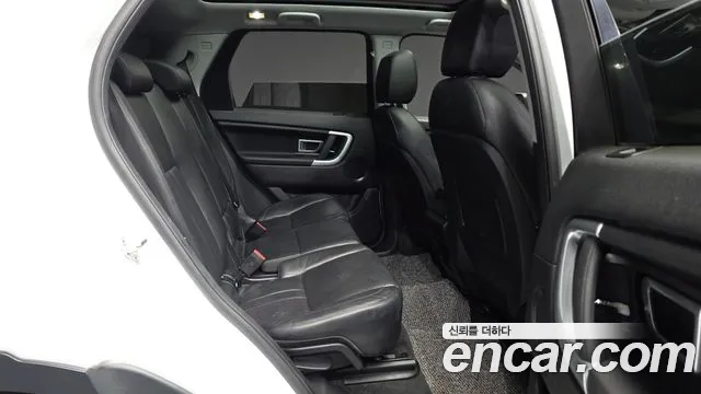 Land Rover Discovery Sport — фото 12