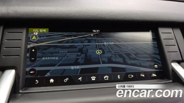 Land Rover Discovery Sport — фото 14