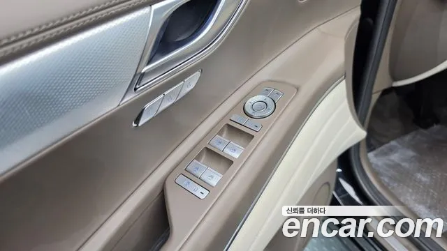 Genesis GV80 — фото 20