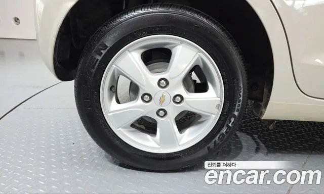 ChevroletGMDaewoo Spark — фото 4