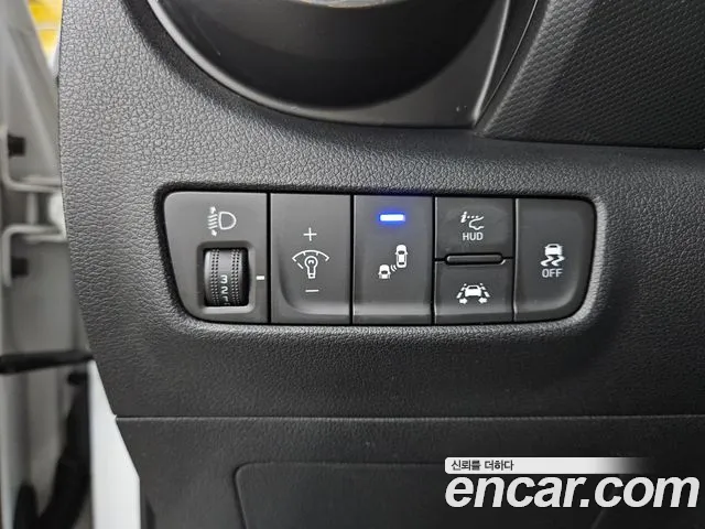 Hyundai Kona — фото 12