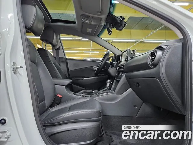 Hyundai Kona — фото 19