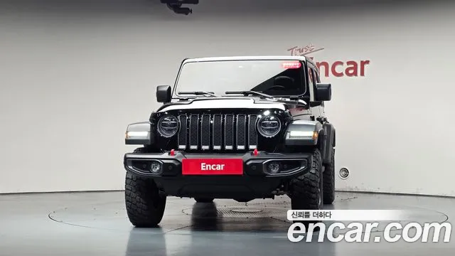 Jeep Wrangler — фото 2