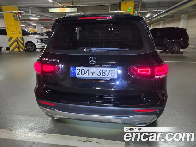 Mercedes-Benz GLB-Class — фото 4