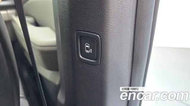 Kia Carnival — фото 15