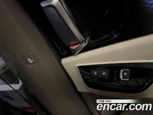 Kia Carnival — фото 16