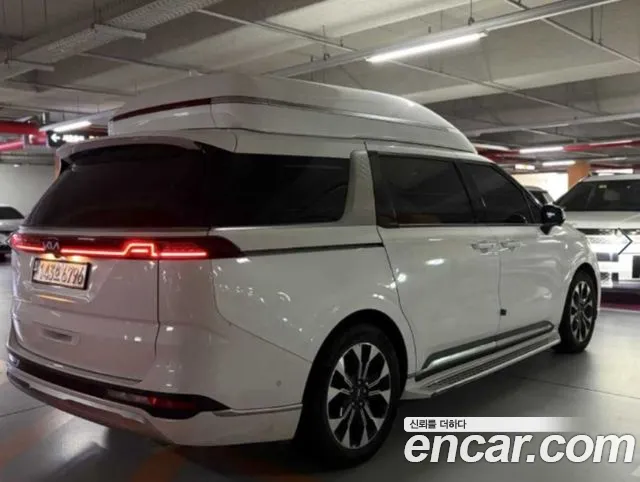 Kia Carnival — фото 5