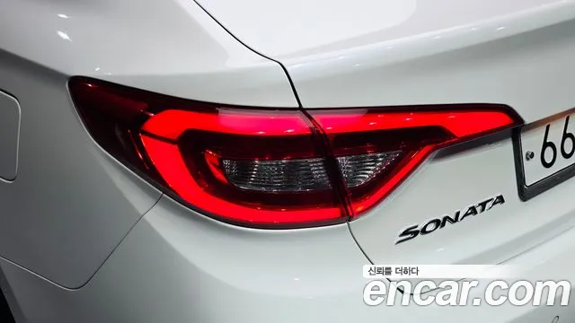 Hyundai Sonata — фото 23