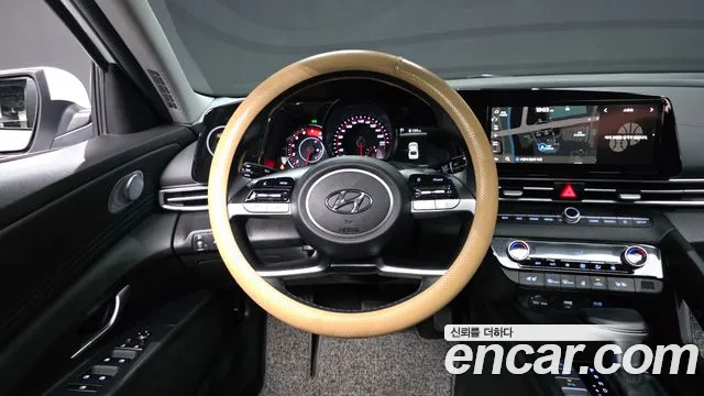 Hyundai Avante — фото 13